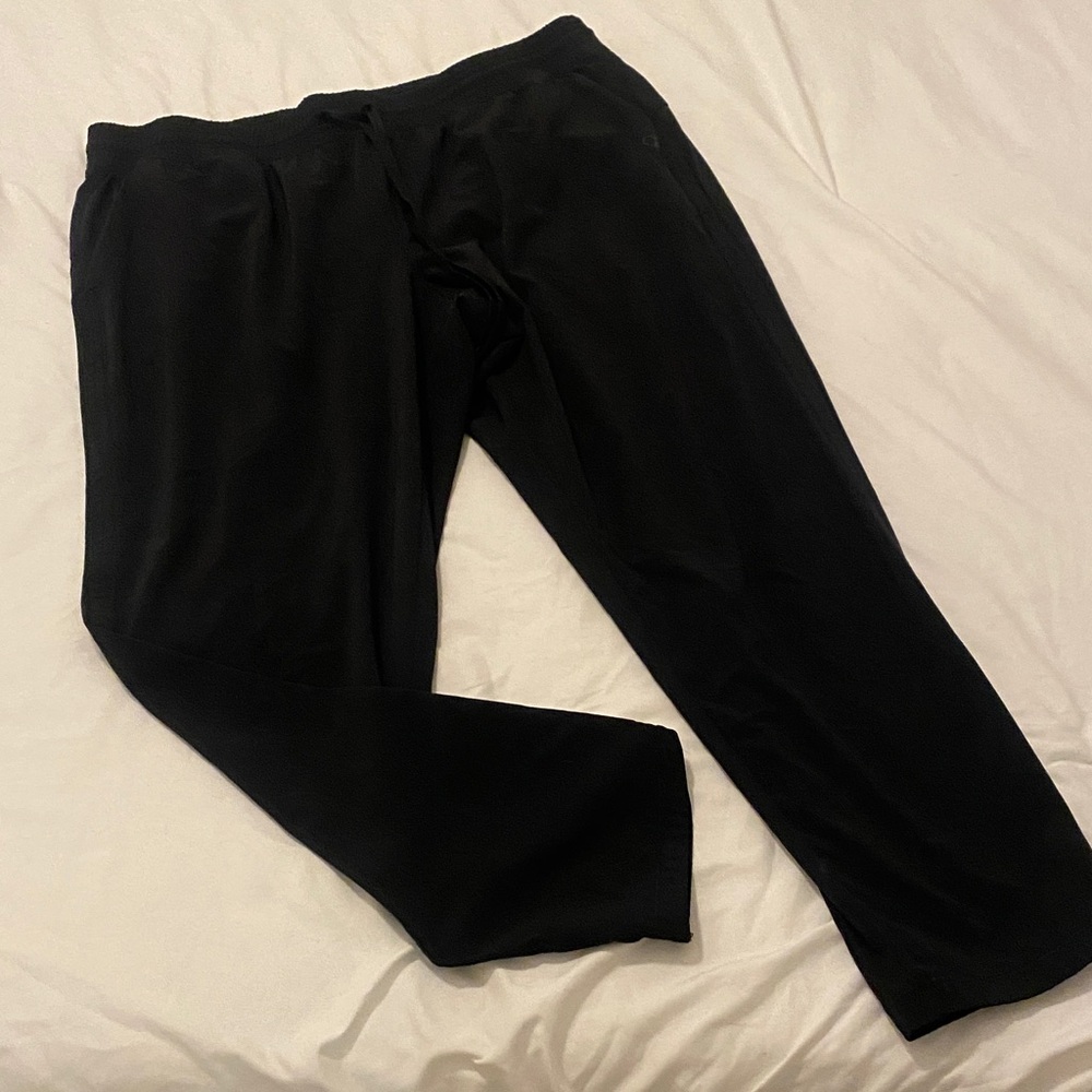 GapFit Active Capris